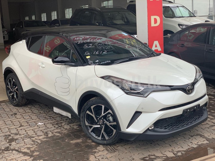 Toyota CHR GT TURBO LED 2018 for sale in Gampaha