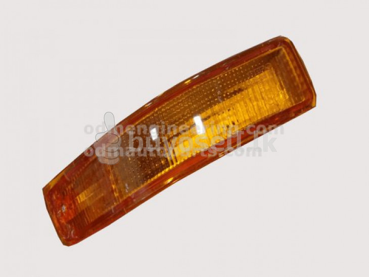 Toyota AE100 Front Signal Light R – Original Taiwan in Colombo