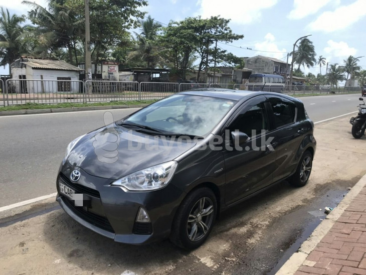 Toyota Aqua for sale in Colombo