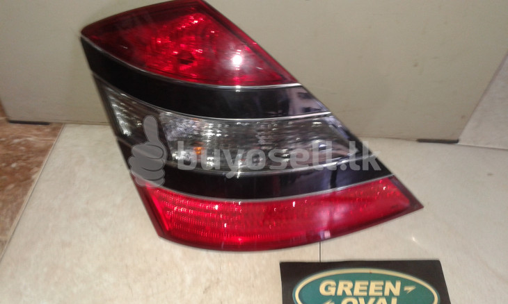 BENZ W212 TAIL LIGHT in Gampaha