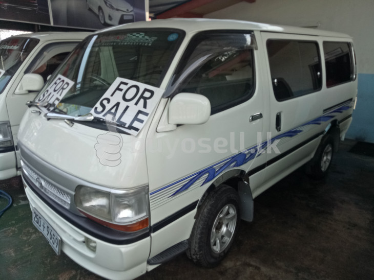 toyota  dolpin for sale in Colombo