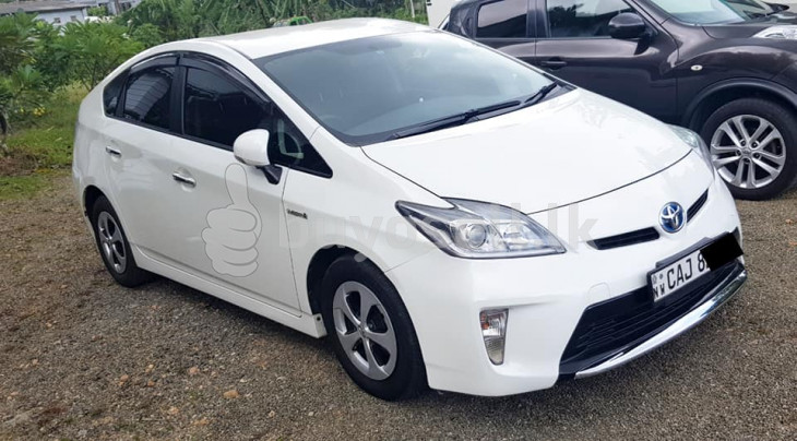 Toyota Prius S LED for sale in Kurunegala