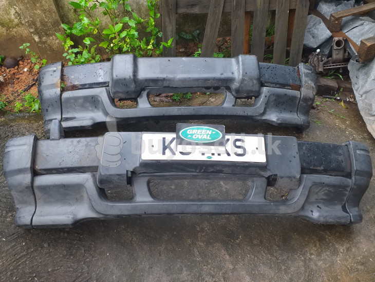LAND ROVER DISCOVERY 1 FRONT BUMPER in Gampaha
