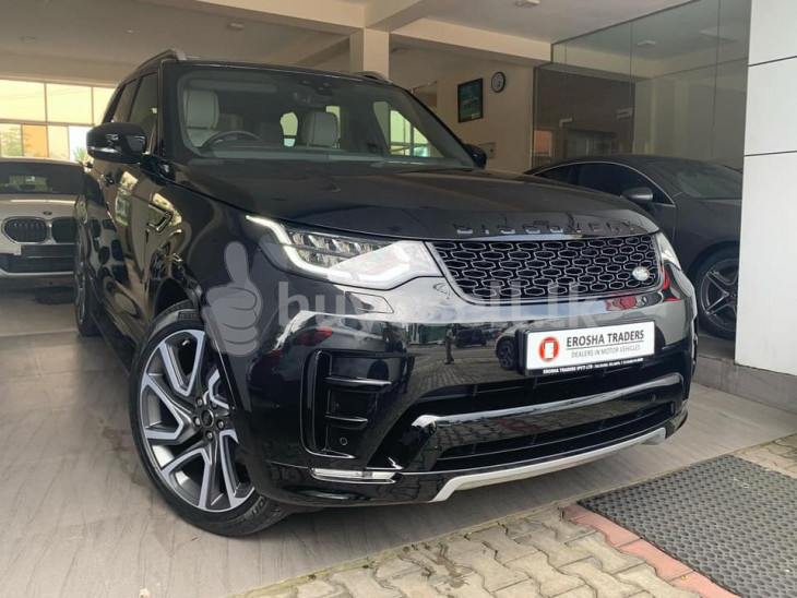 Land Rover Discovery 5 HSE 2019 for sale in Gampaha