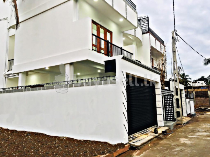 Brand New Architect Designed House for Sale in Battaramulla for sale in Colombo