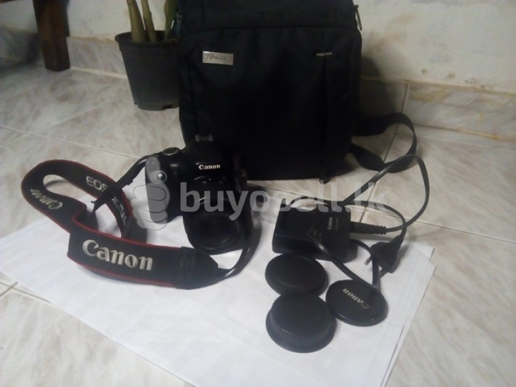 CANON EOS 550D CAMERA WITH EFS 18- 55mm Lens Bag & Canon Strap for sale for sale in Gampaha