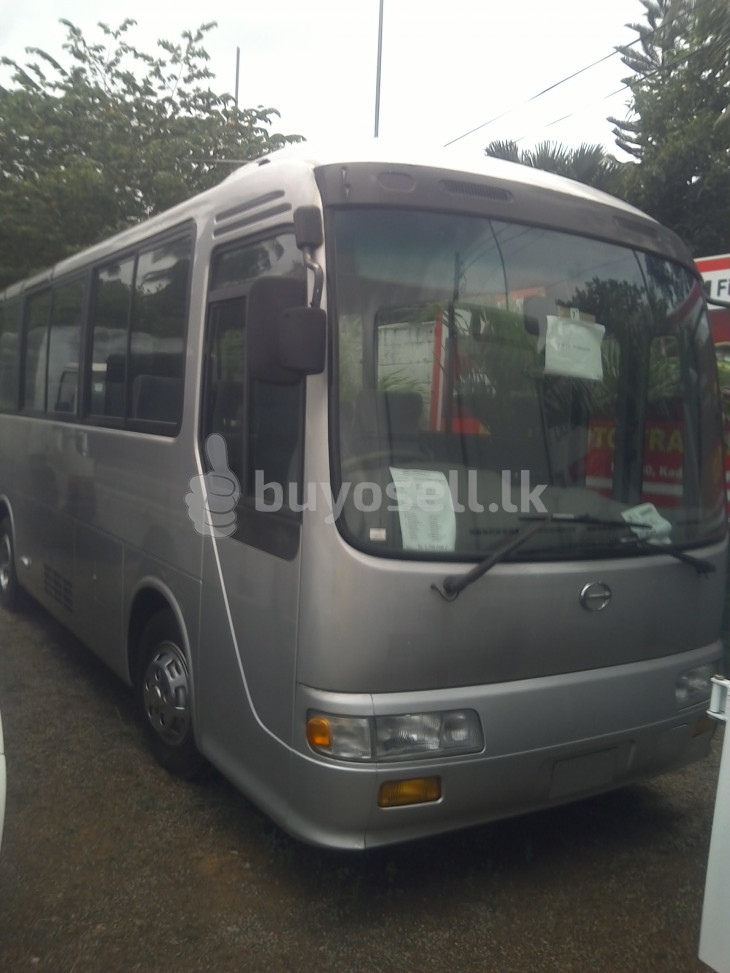 Toyota Hino 33 Seats for sale in Colombo