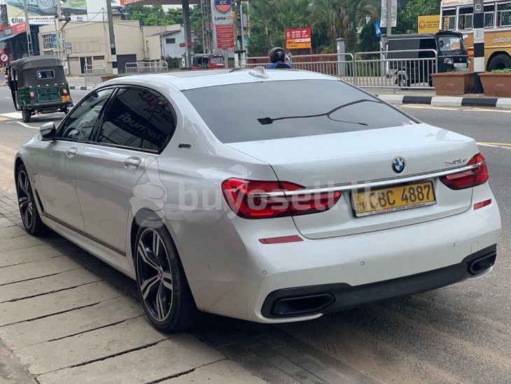 BMW 740Le 7 series 2018 for sale in Gampaha