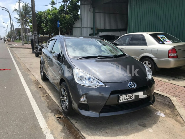 Toyota Aqua for sale in Colombo
