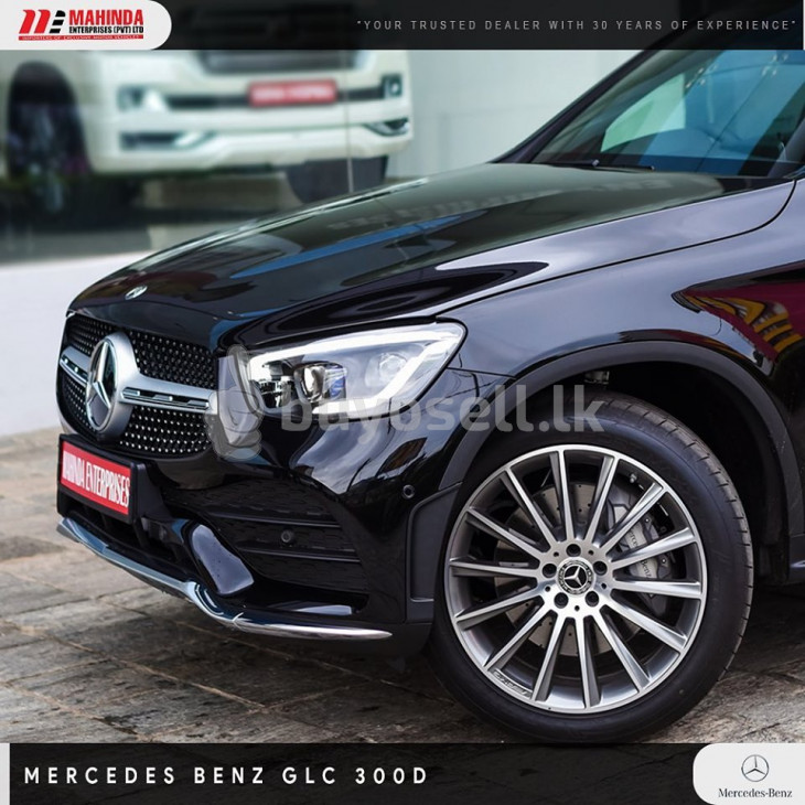 MERCEDES BENZ GLC300D AMG LINE for sale in Colombo