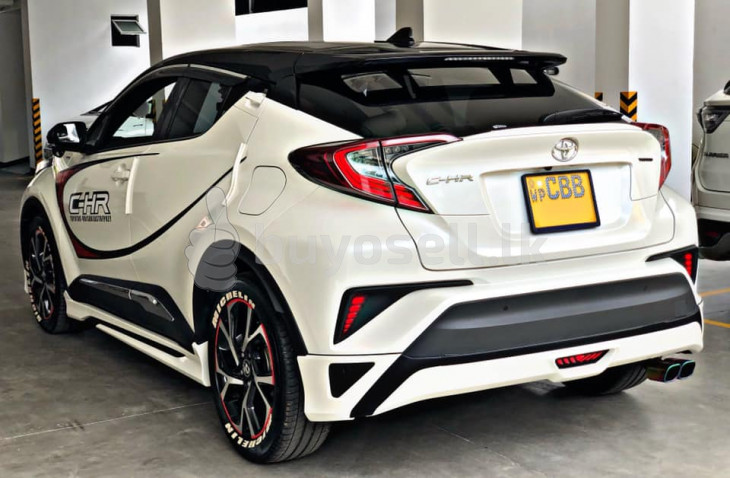 TOYOTA CHR GT TURBO BLACK TOP 2018 (NGX-10 2WD) for sale in Colombo