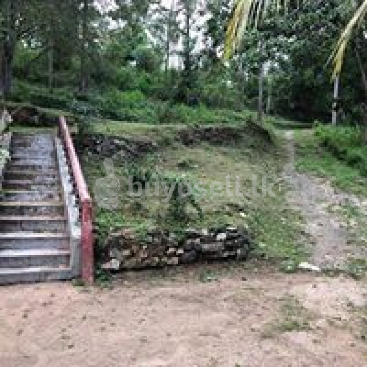 1000P Water front land for sale in Kandy