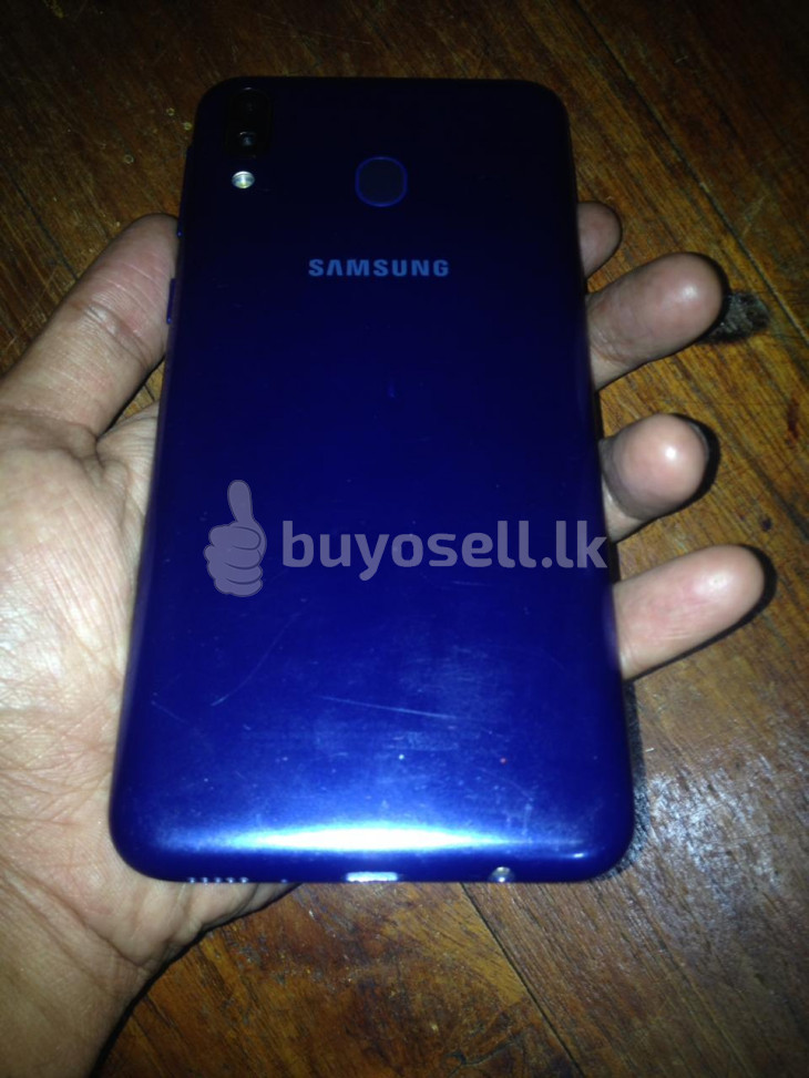 Samsung Galaxy M20 2018 (Used) for sale in Kandy