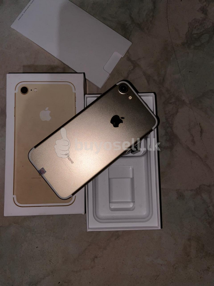 Apple iPhone 7 Gold (Used) for sale in Gampaha