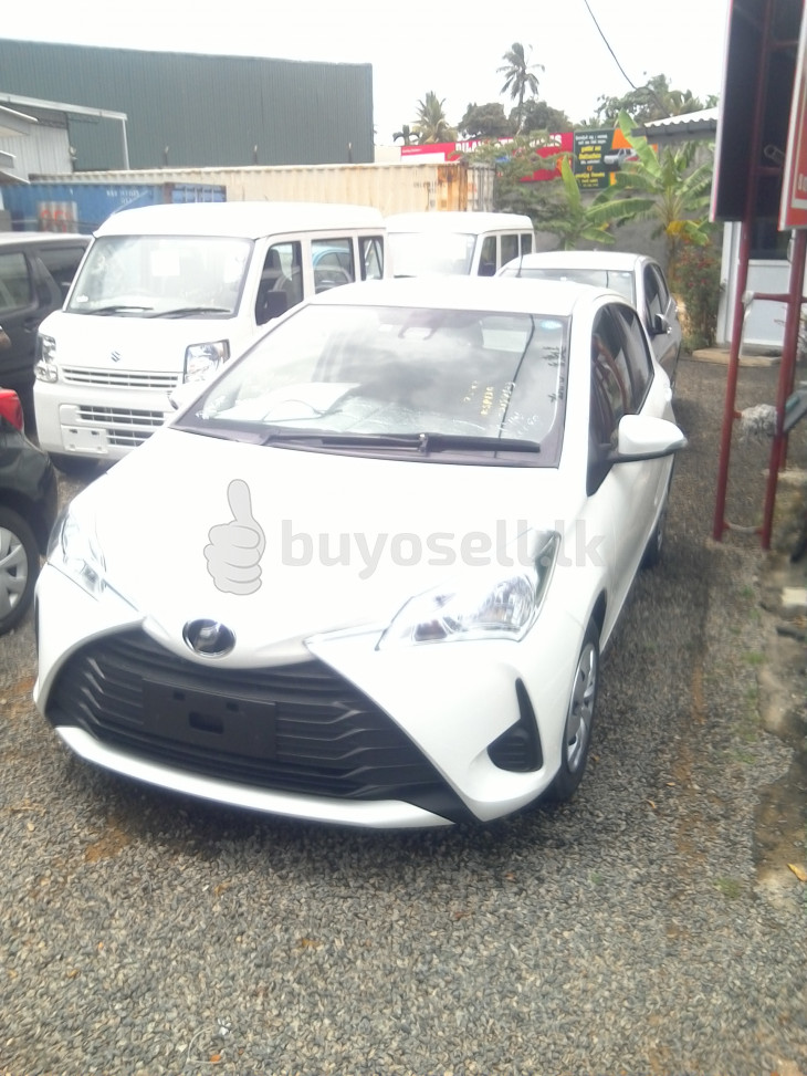 Toyota VItz Safety 2017 for sale in Gampaha