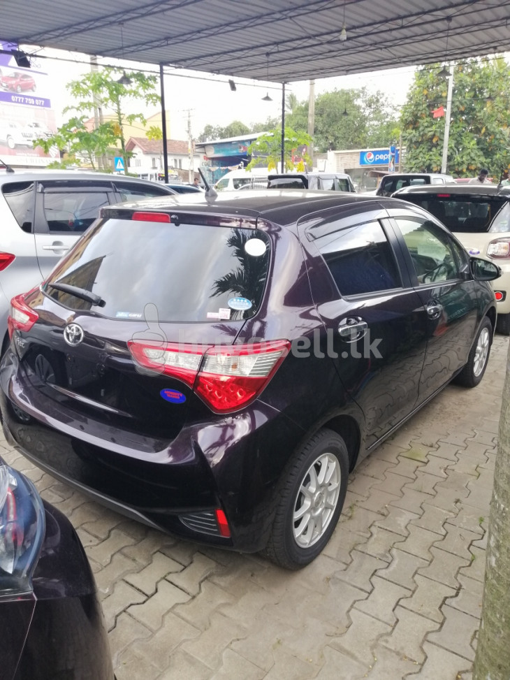 Toyota Vitz  LED 2018 for sale in Gampaha