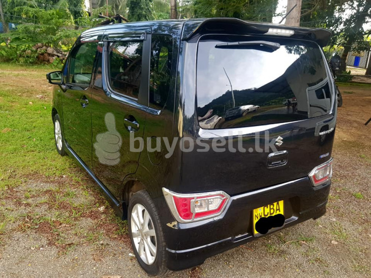 Wagon R FZ Safety 2017/2018 for sale in Kurunegala