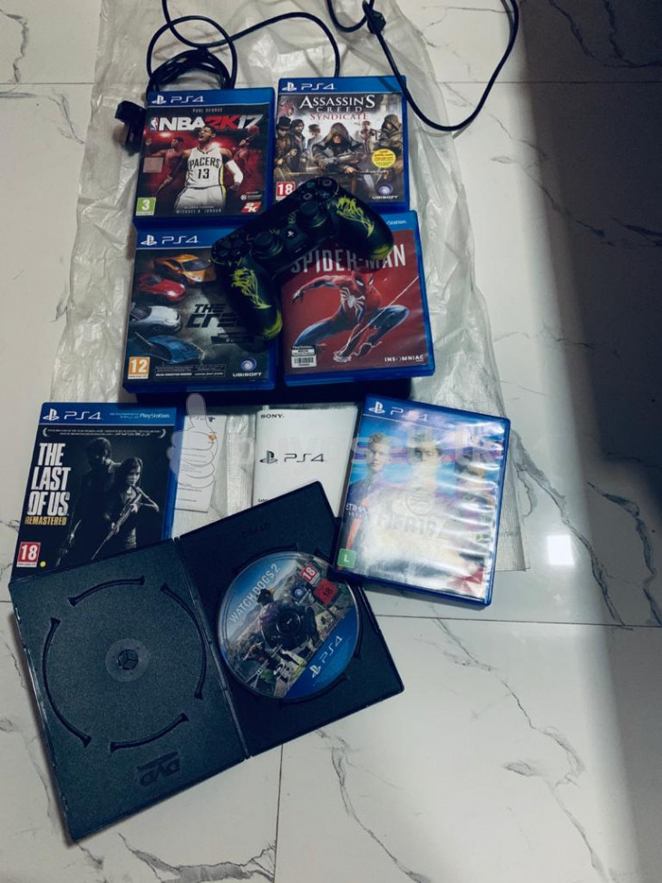 Ps4 Slim 1TB for sale in Colombo