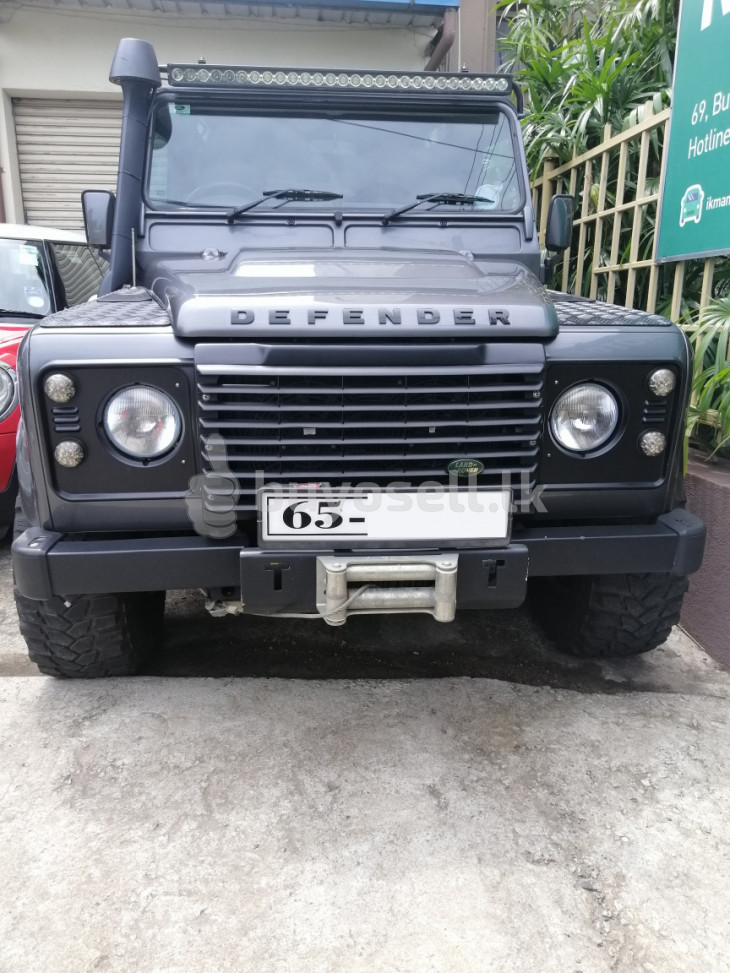 Land Rover Defender for sale in Colombo