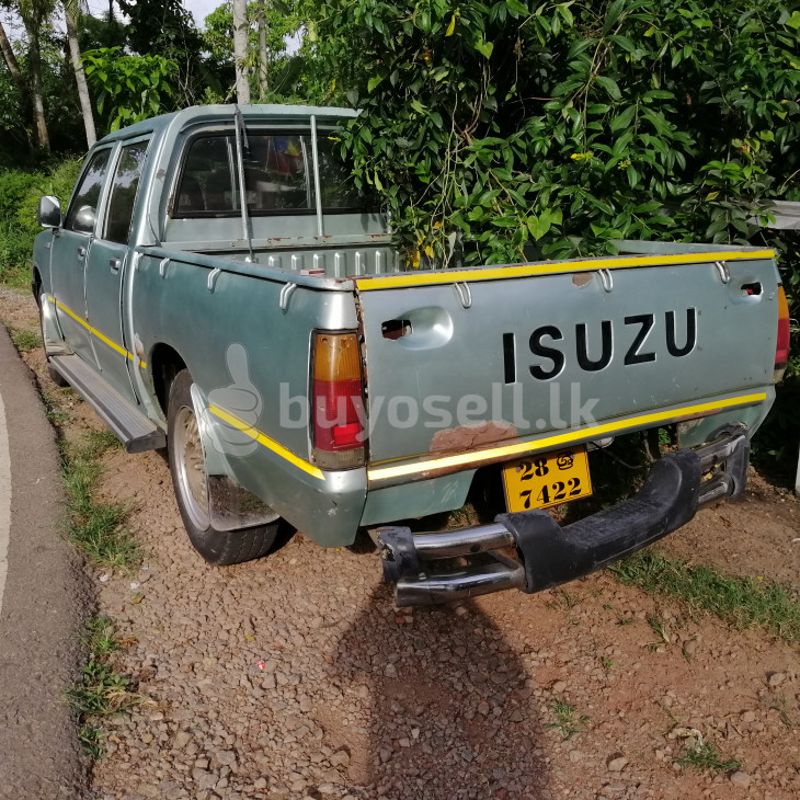 ISUZU DOUBLE CAB for sale in Gampaha