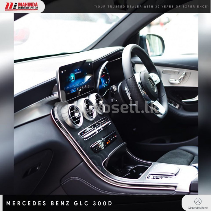 MERCEDES BENZ GLC300D AMG LINE for sale in Colombo