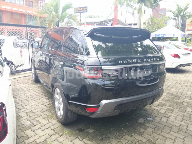 Land Rover Range Sport HSE Diesel 2018 for sale in Colombo