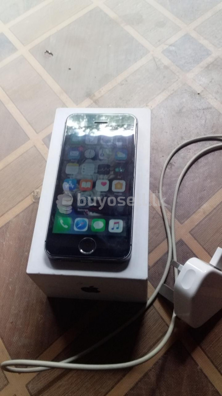 Apple iPhone 5S  (Used) for sale in Kandy