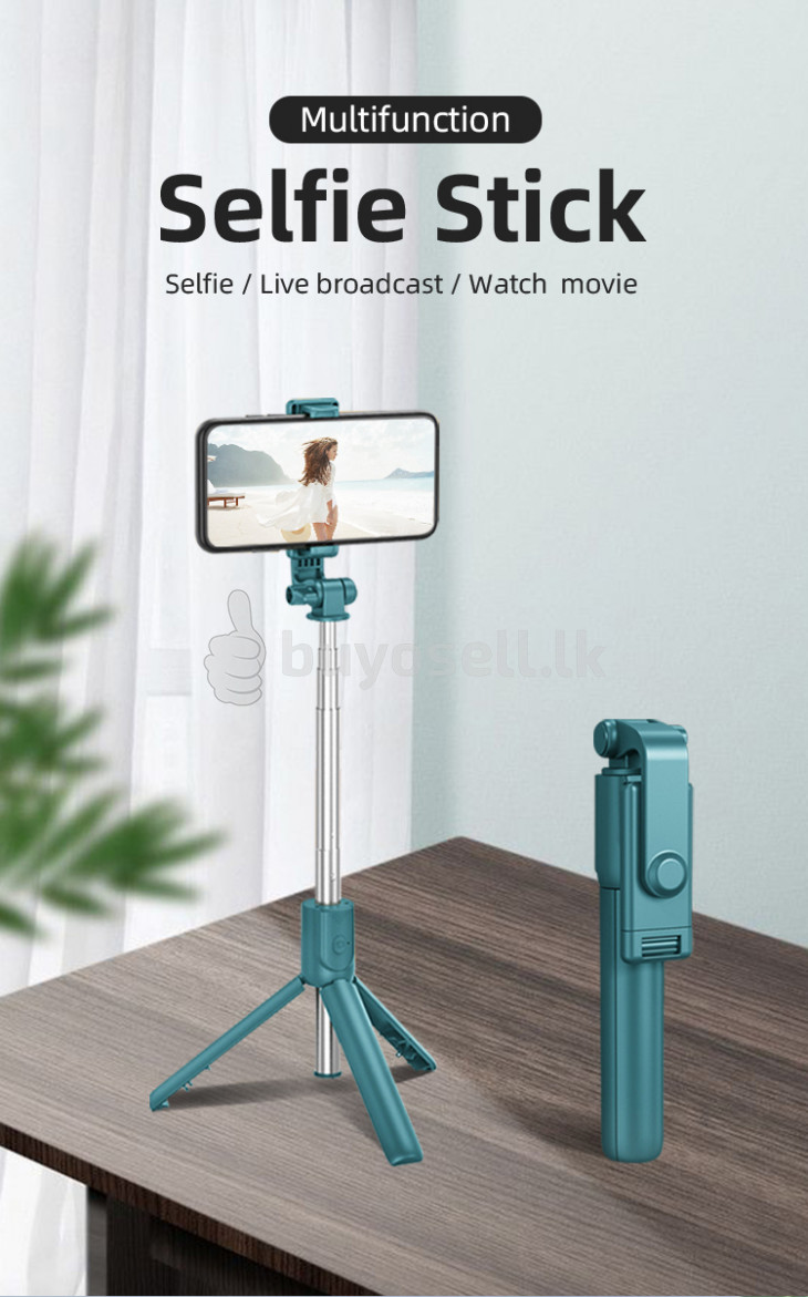 Handheld Selfie Suitable for smartphones cameras Desktop Stand for sale in Kandy
