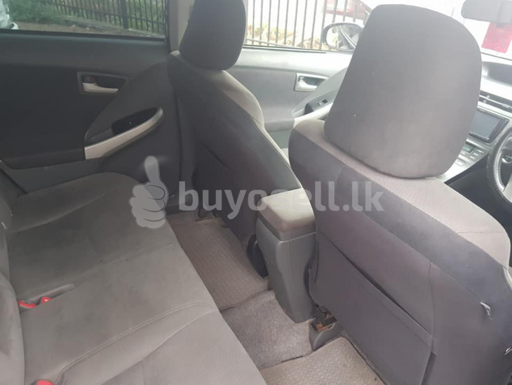 Toyota Prius S Touring 2011 for sale in Kurunegala