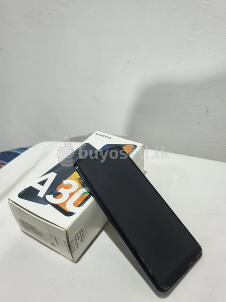 Samsung Galaxy A30 (Used) for sale in Colombo