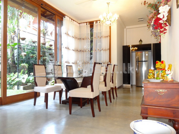 Newly Built | luxurious | House for sale @ Delkanda,Nugegoda for sale in Colombo