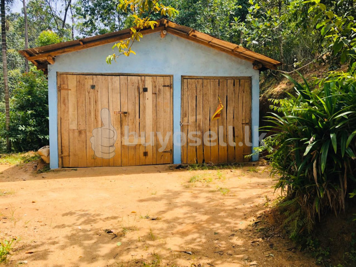 House with Land For Sale In Pupuressa for sale in Kandy