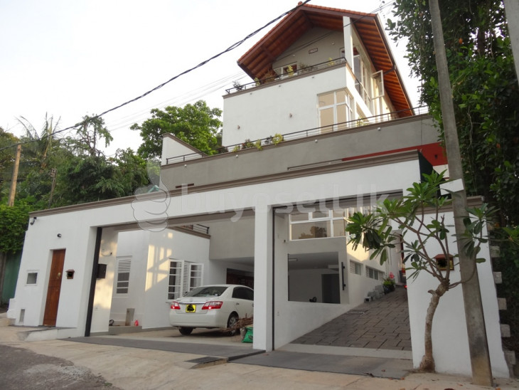 Brand New | luxurious | Disabled Friendly | House for sale | @ | Pelawatta for sale in Colombo